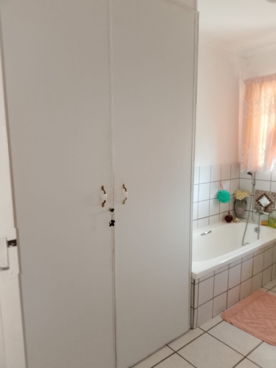 3 Bedroom Property for Sale in Orkney North West